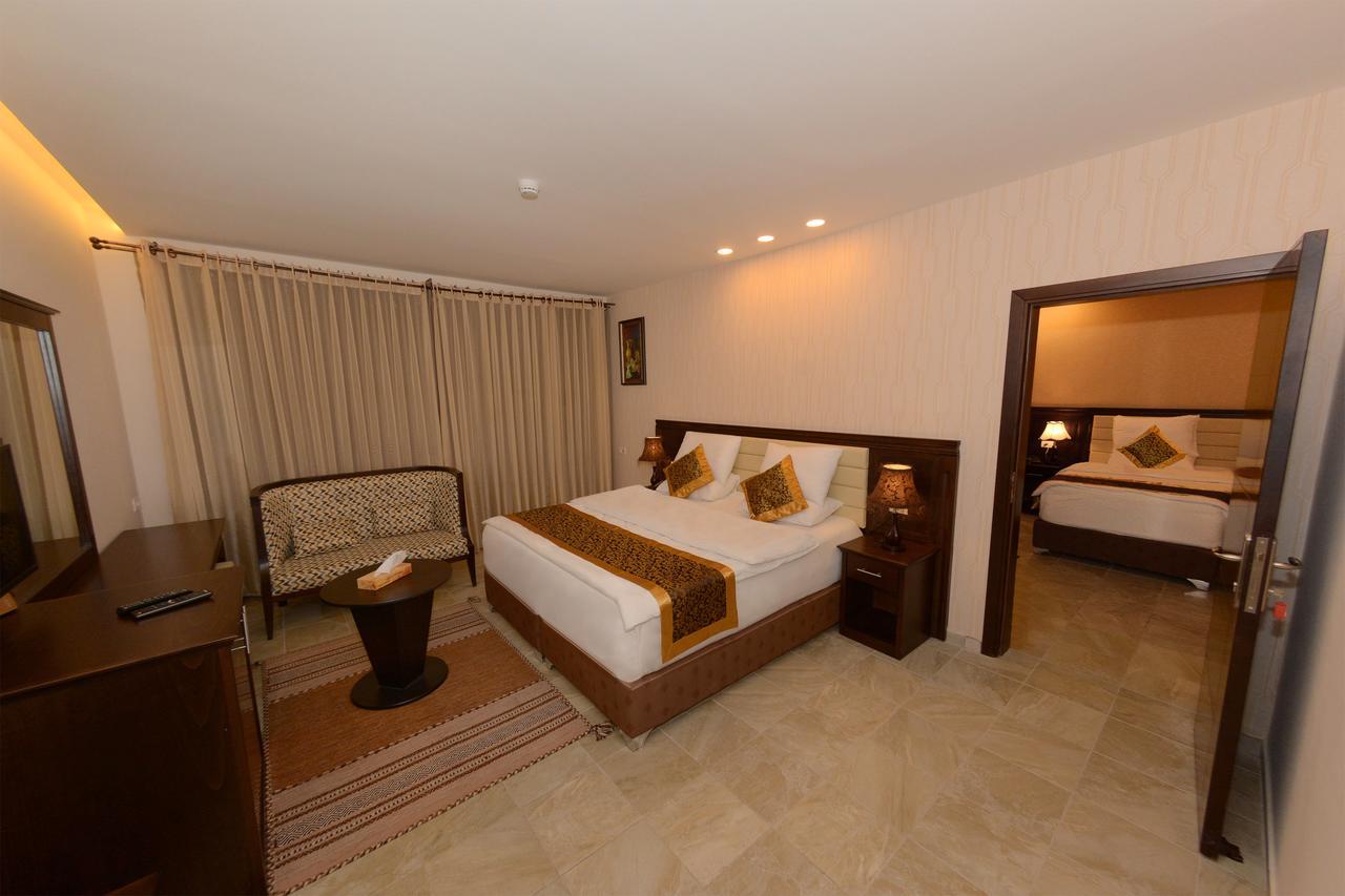 Royal Suites Nablus Buitenkant foto