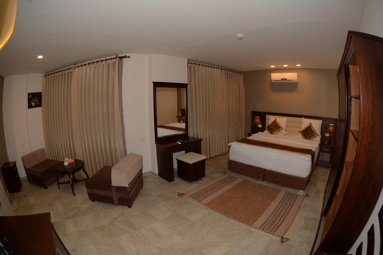 Royal Suites Nablus Buitenkant foto