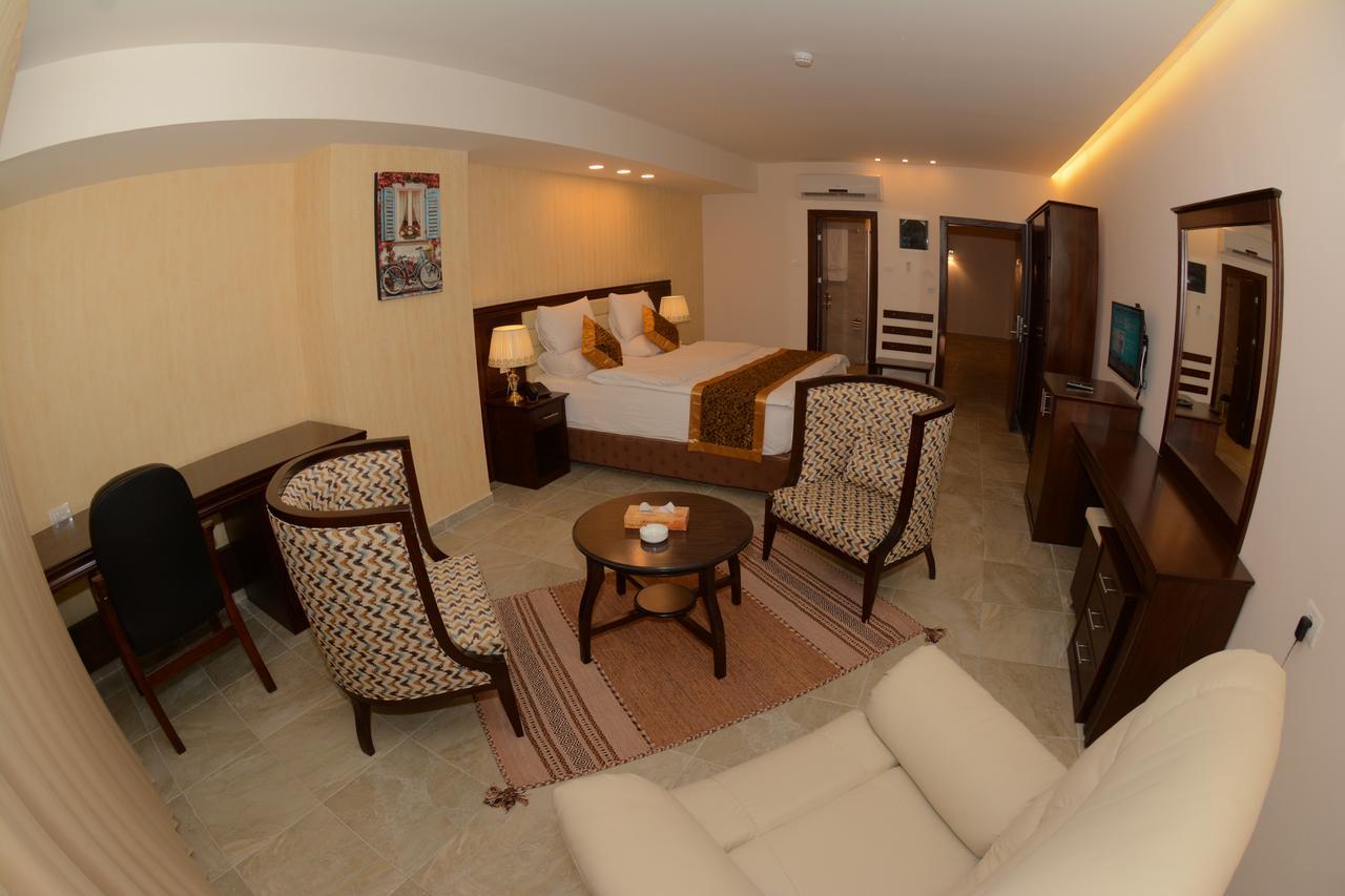Royal Suites Nablus Buitenkant foto