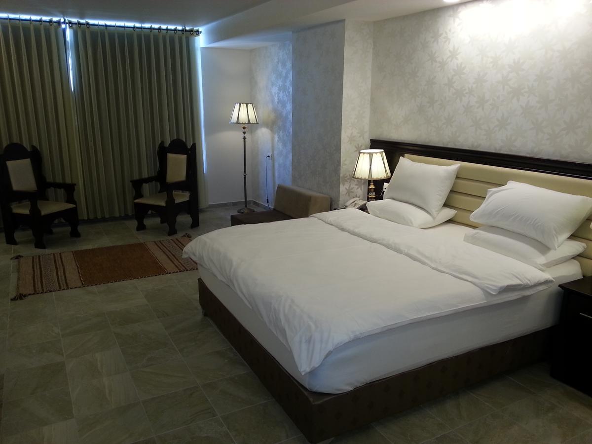 Royal Suites Nablus Buitenkant foto